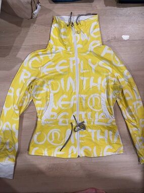 Lululemon Yellow White Graphic Zip-Up Hoodie